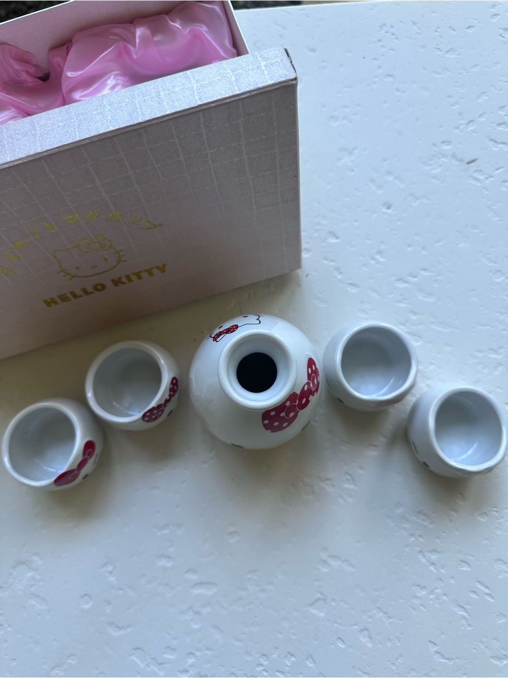 Hello Kitty Sake Set - Picture 6 of 7